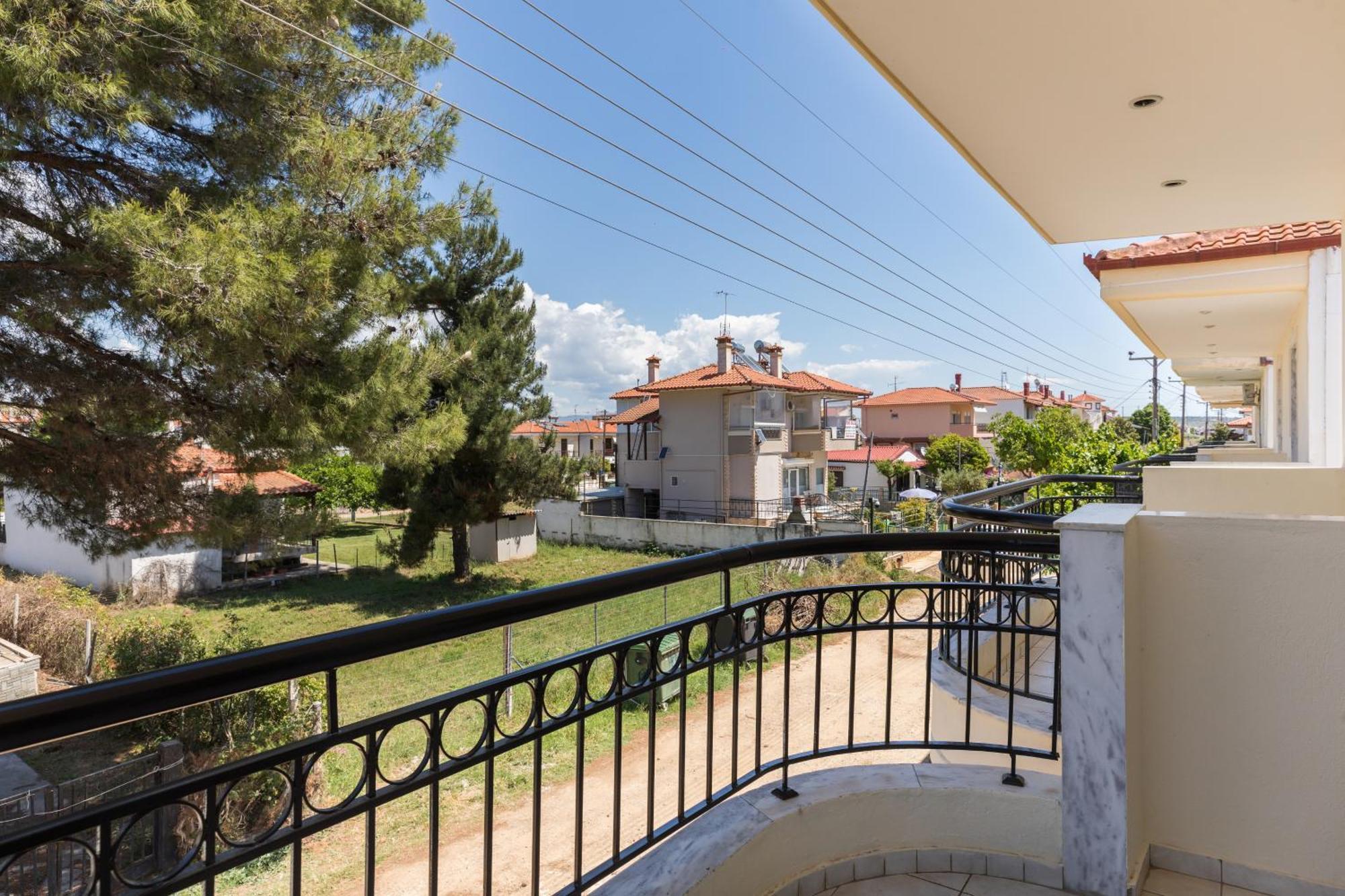 Alexandra'S Maisonette. Paralia Dionysiou Exterior photo